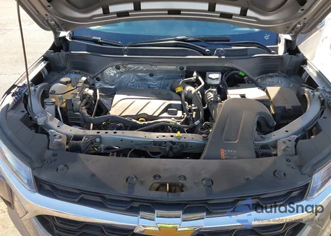 2025 Chevrolet Trax Fwd Ls from USA, damaged, VIN KL77LFEP6SC069045